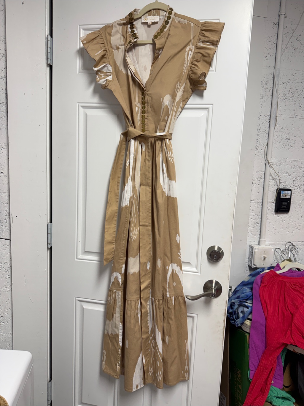 Tan & White Tie-Waist Sheridan French Maxi Dress Ruffled Short Sleeve Gold